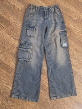 Urban Outfitters Wide-Leg Cargo Jeans in Faded Blue